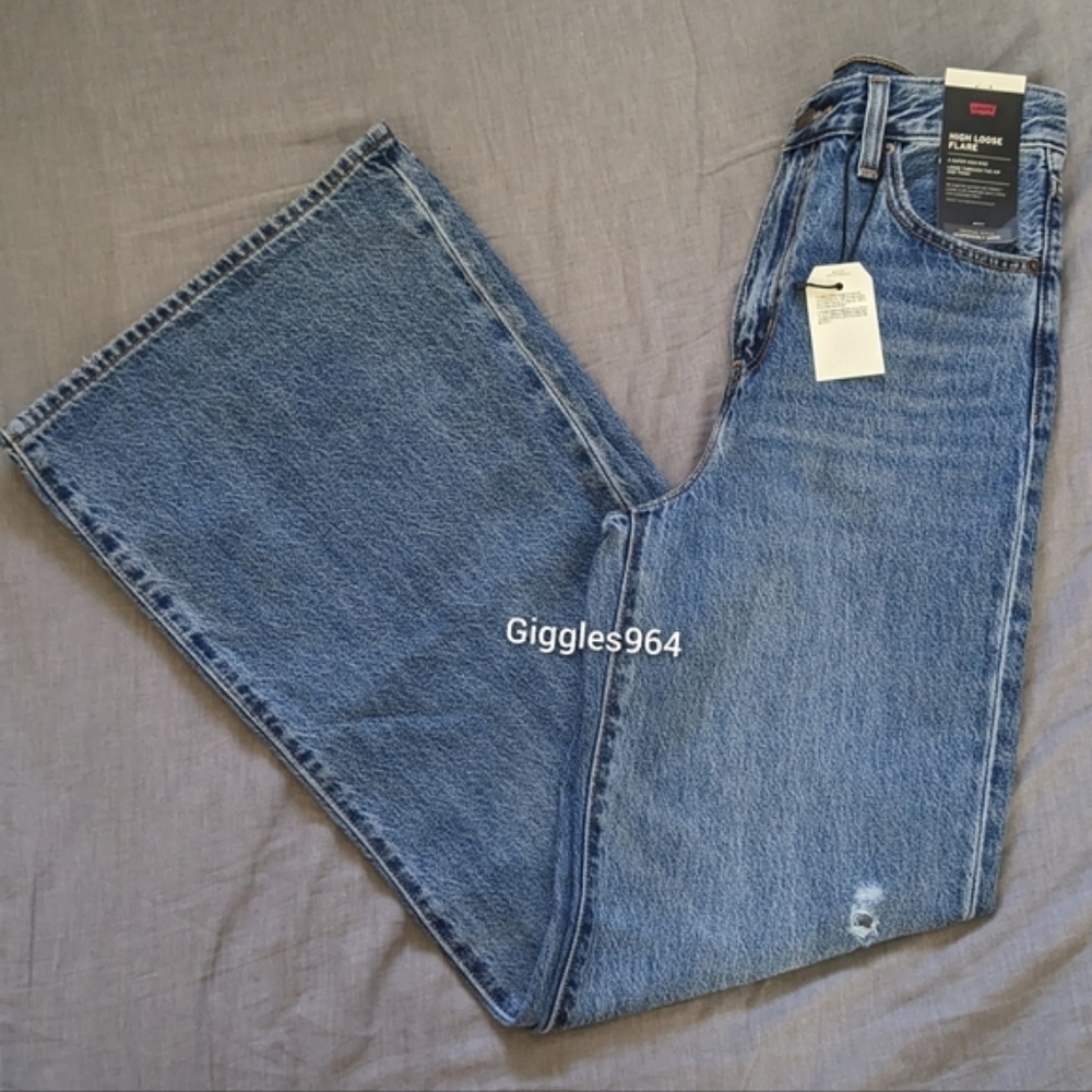Levi's High Loose Flare Wide Leg Jeans in Take Notes